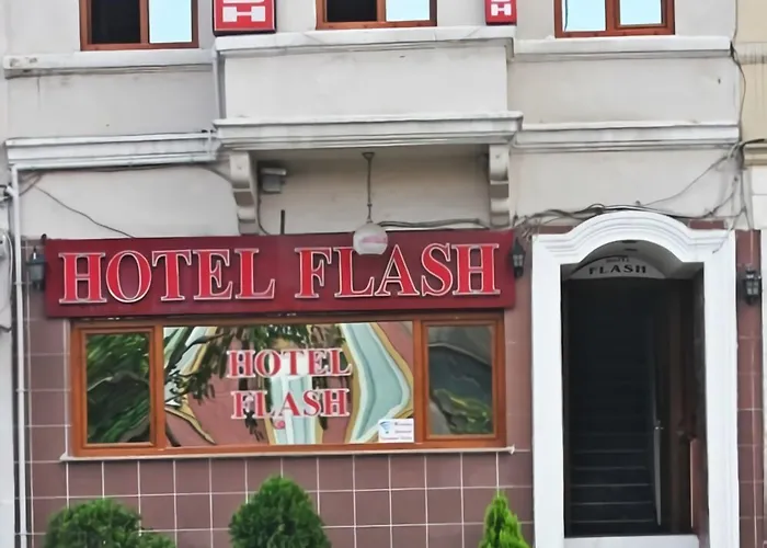Отель Flash